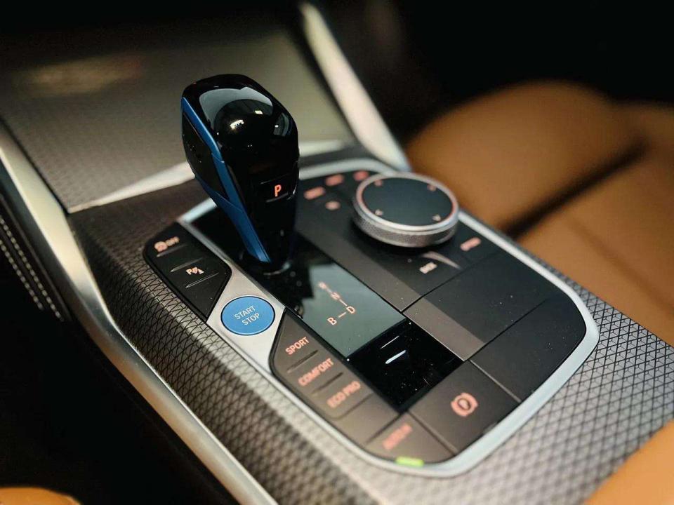 bmw-i4-2023-eletrico-0cc