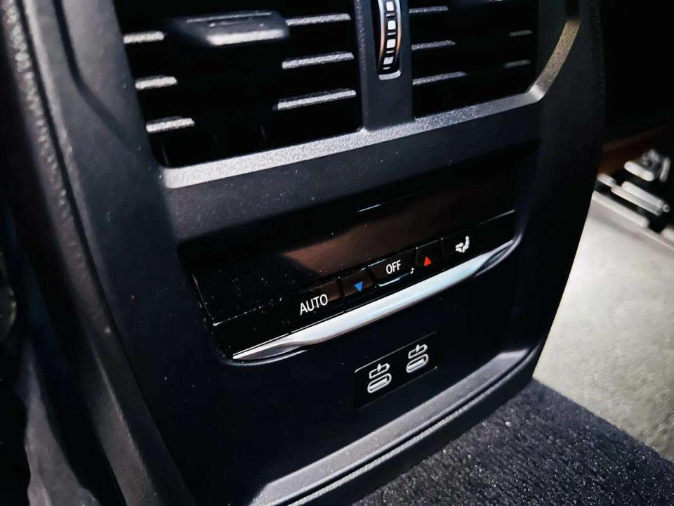 bmw-i4-2023-eletrico-0cc