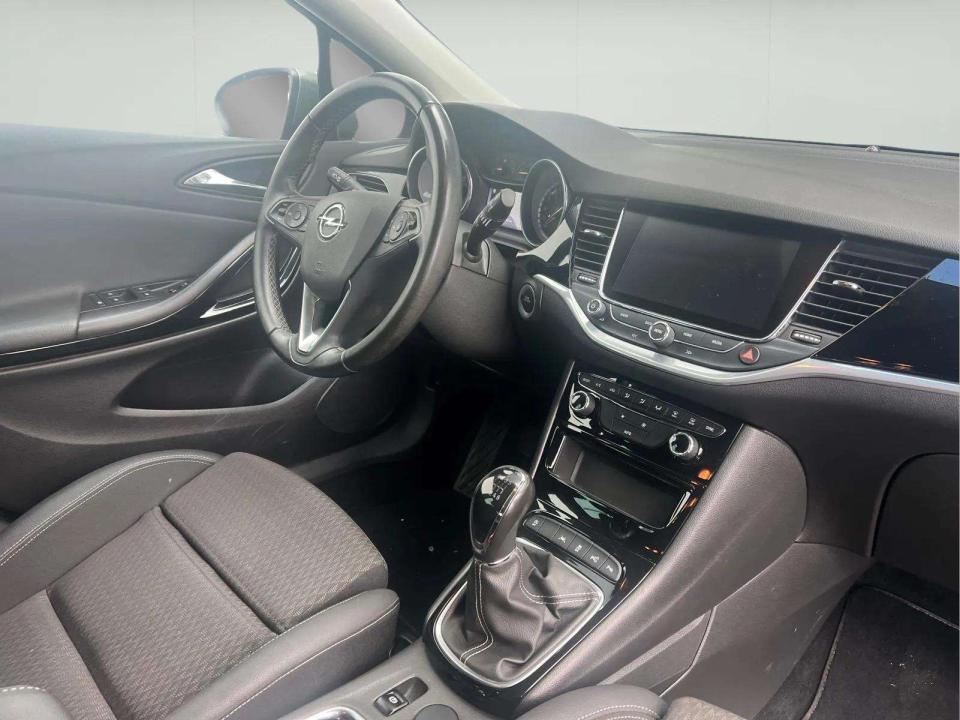 opel-astra-2019-diesel-1598cc