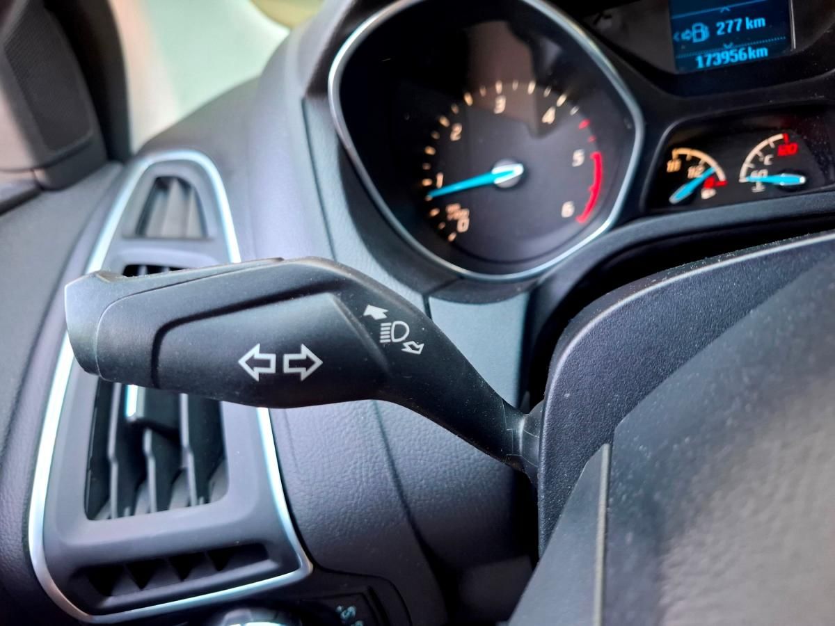 ford-focus-2013-diesel-1560cc