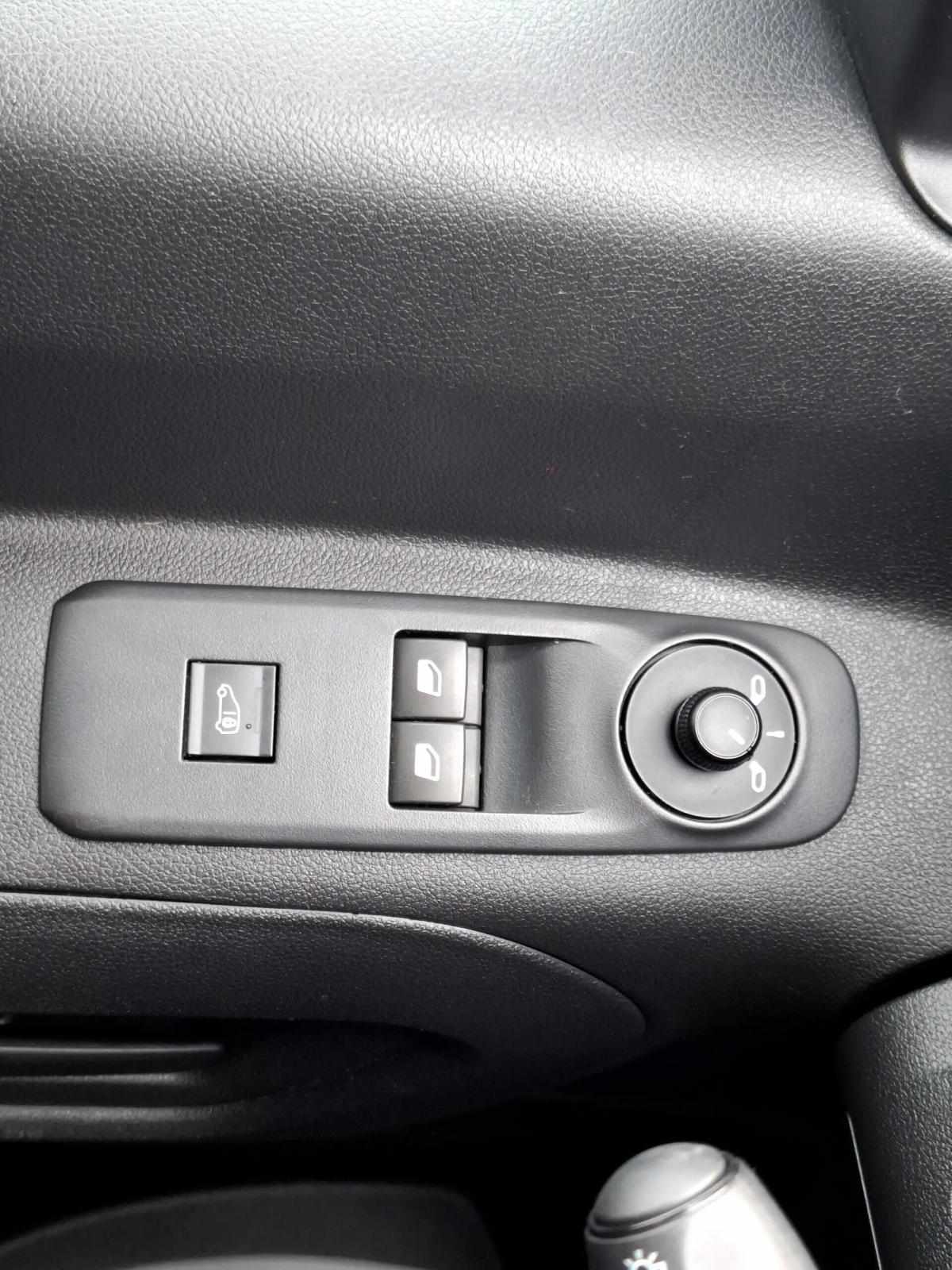 fiat-doblo-2023-diesel-1499cc