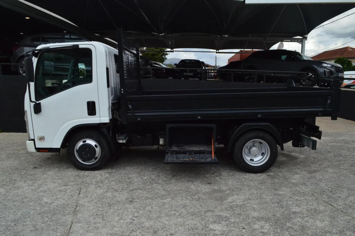 isuzu-nlr-2016-diesel-2999cc