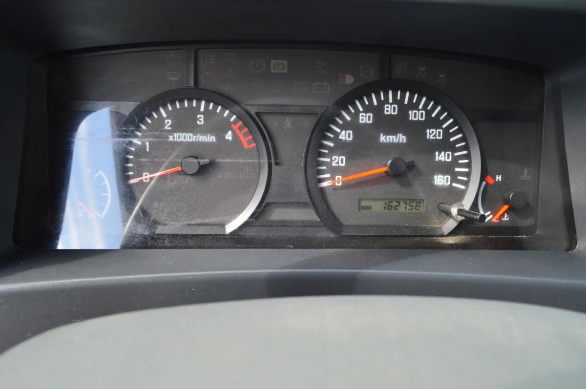 isuzu-nlr-2016-diesel-2999cc