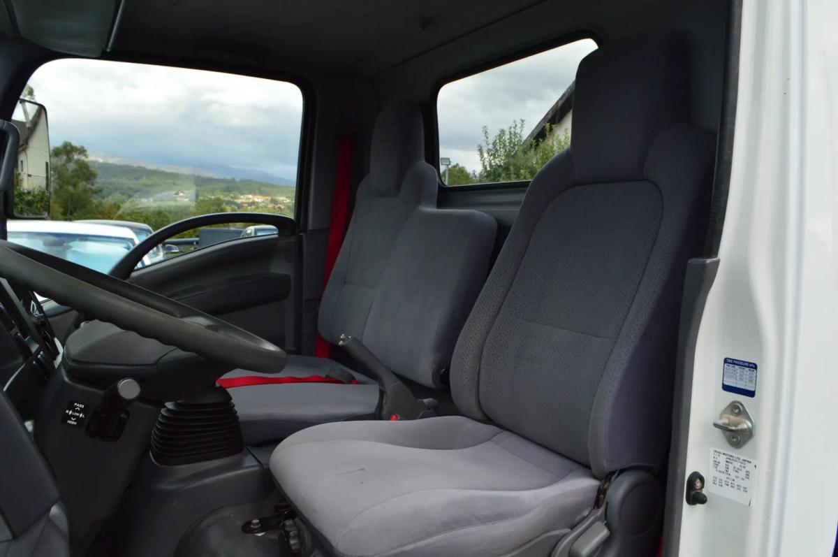 isuzu-nlr-2016-diesel-2999cc