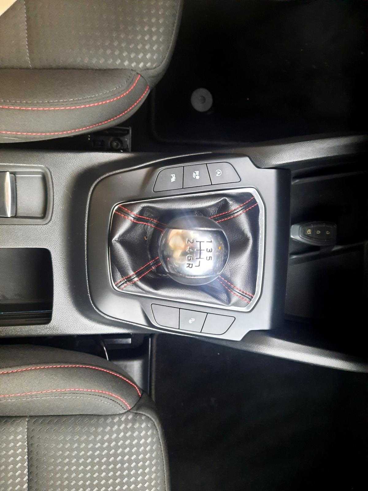 ford-focus-2022-gasolina-998cc