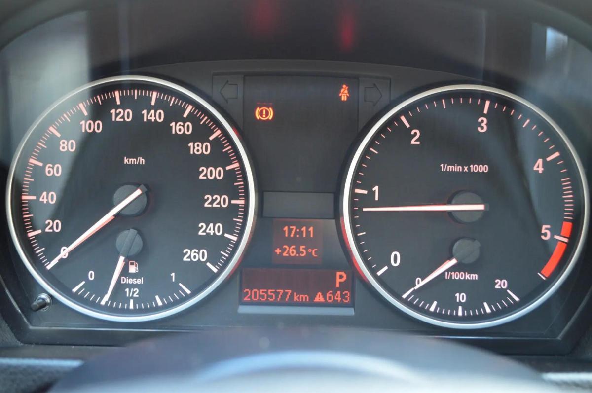 bmw-serie-3-2009-diesel-1995cc