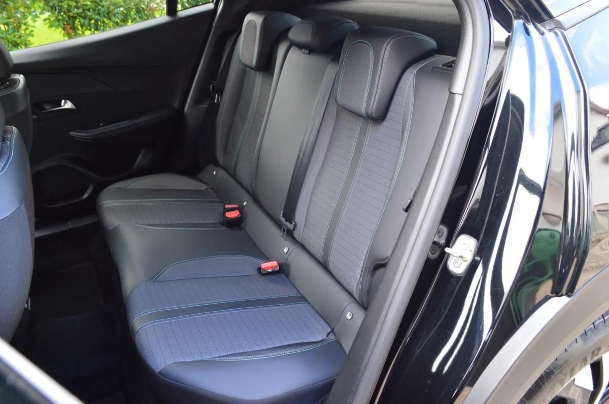 peugeot-2008-2022-diesel-1499cc