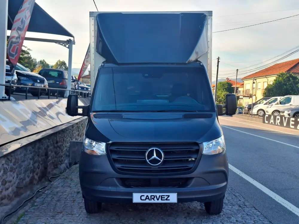 mercedes-benz-sprinter-2022-diesel-1950cc
