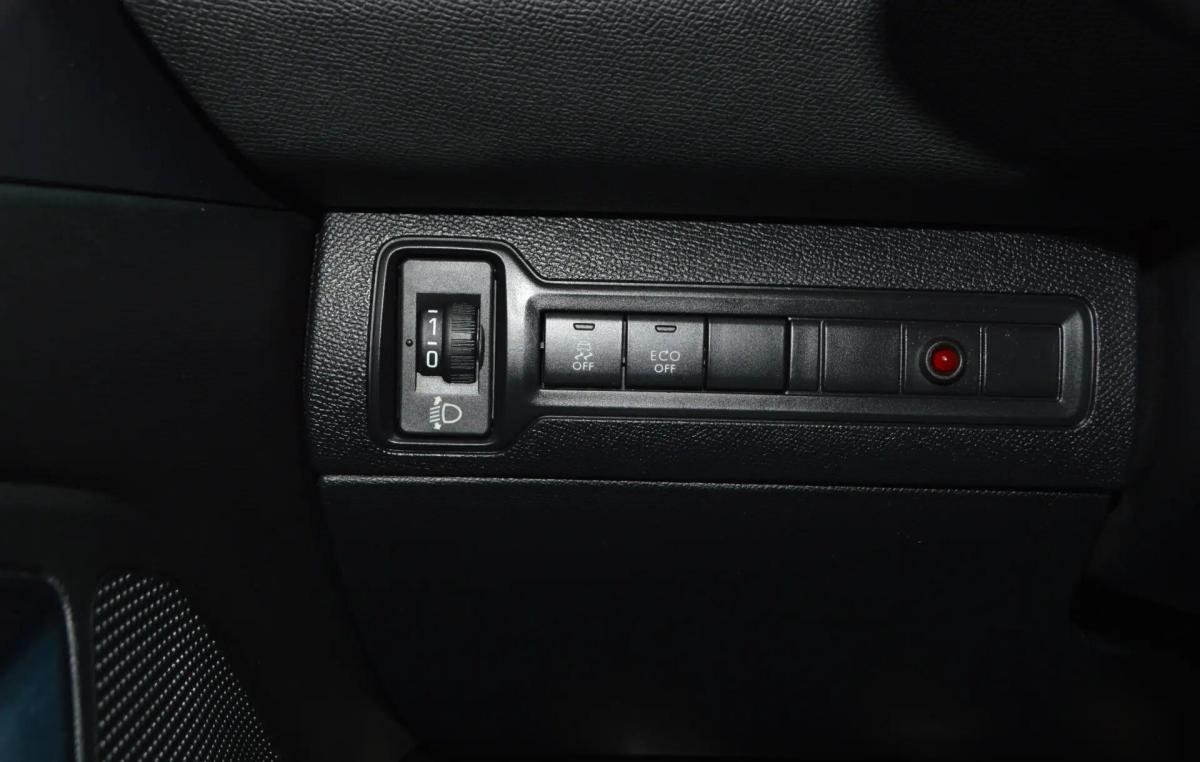 peugeot-308-sw-2017-diesel-1560cc