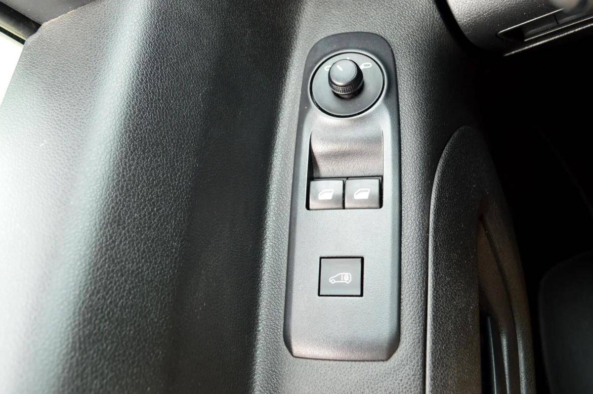 citroen-berlingo-2021-diesel-1499cc