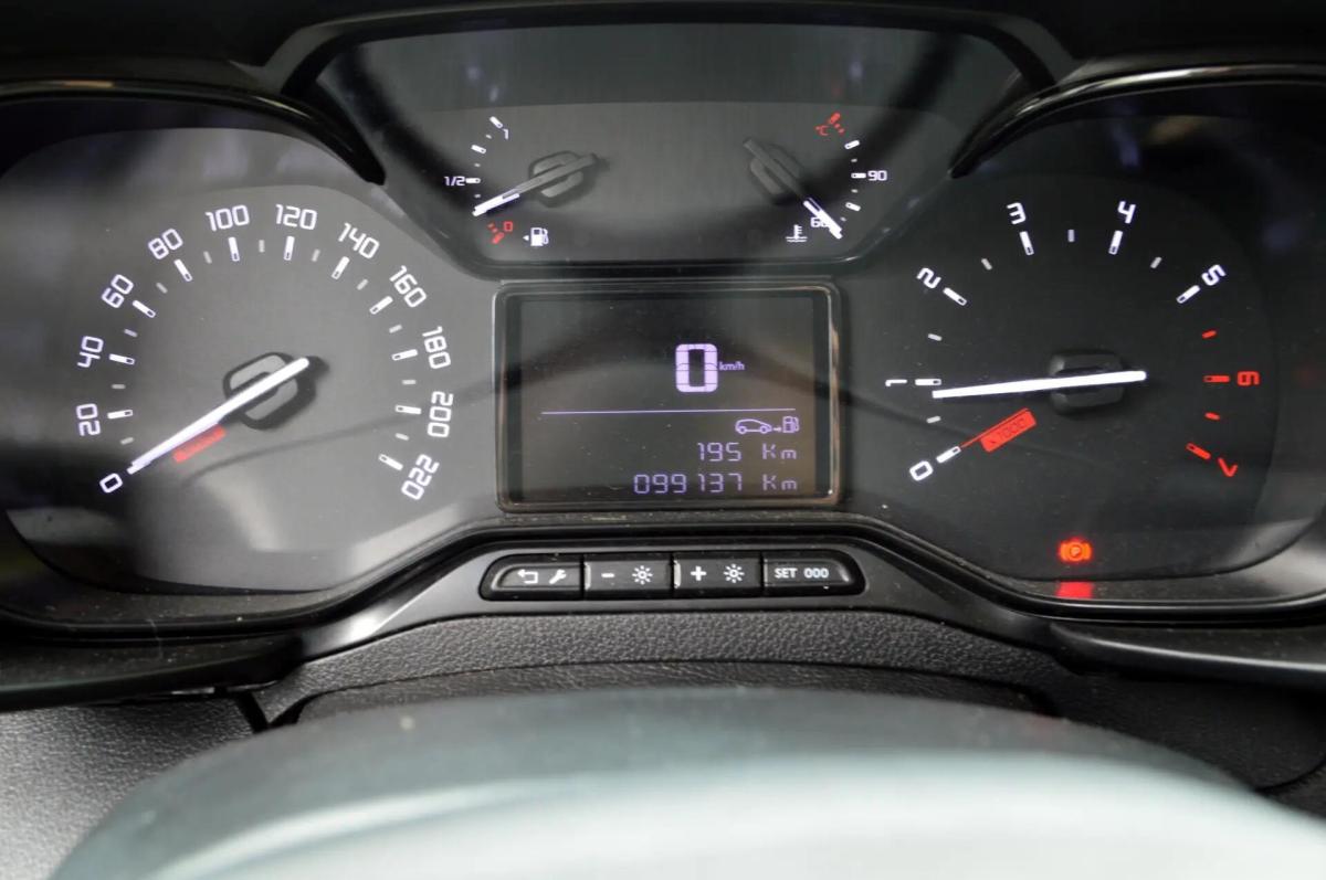 citroen-berlingo-2021-diesel-1499cc