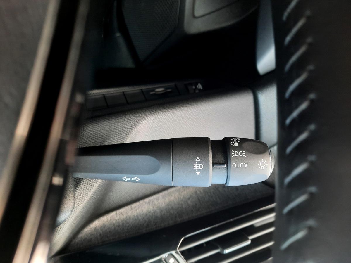 peugeot-308-2022-diesel-1499cc
