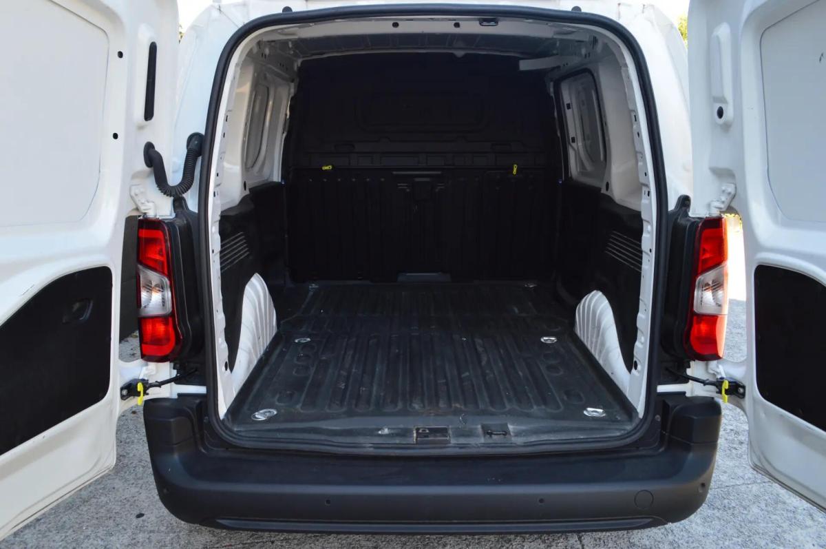 citroen-berlingo-2022-diesel-1499cc