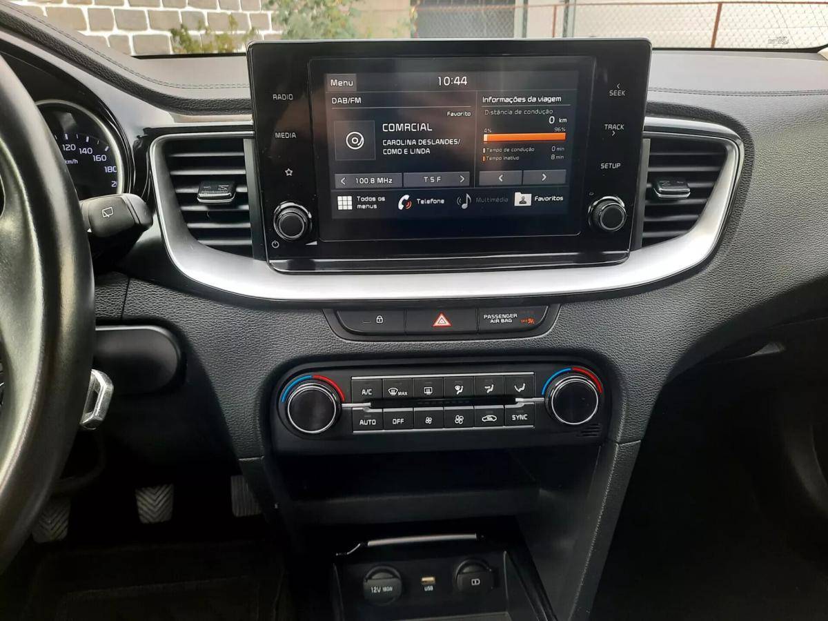 kia-xceed-2021-gasolina-998cc