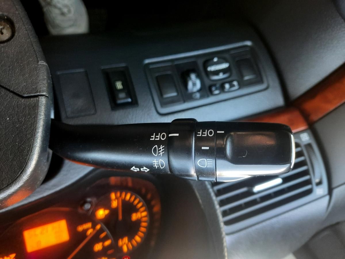 toyota-avensis-2004-diesel-1995cc