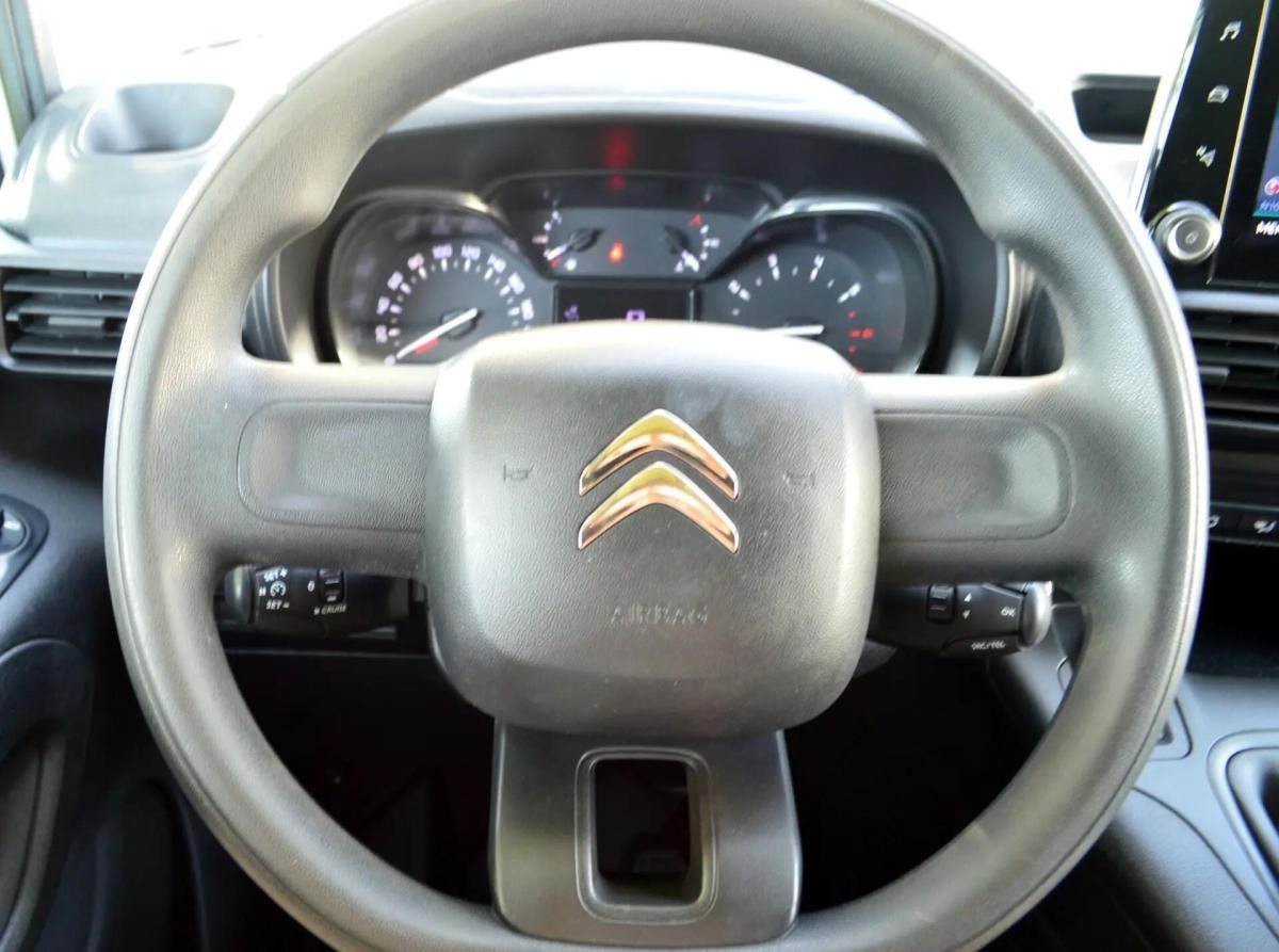 citroen-berlingo-2021-diesel-1499cc