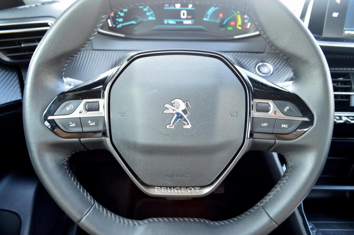 peugeot-e-2008-2022-eletrico-0cc