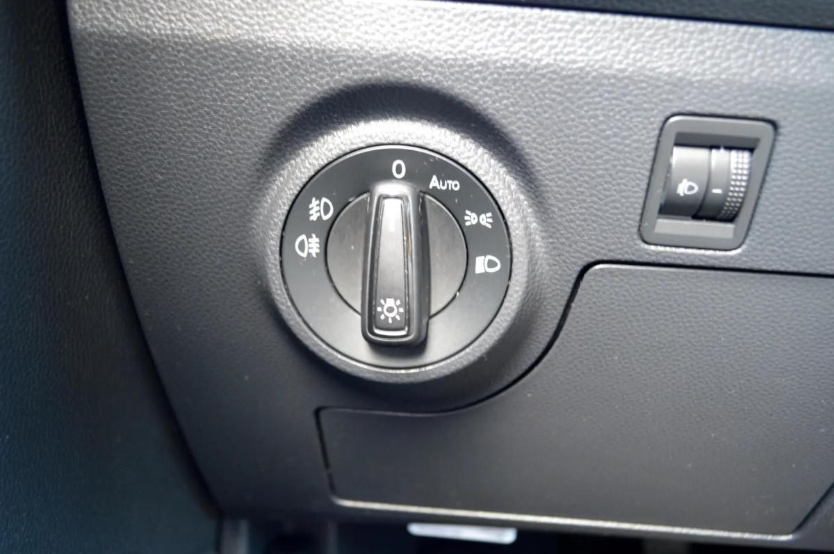 seat-ibiza-2018-gasolina-999cc