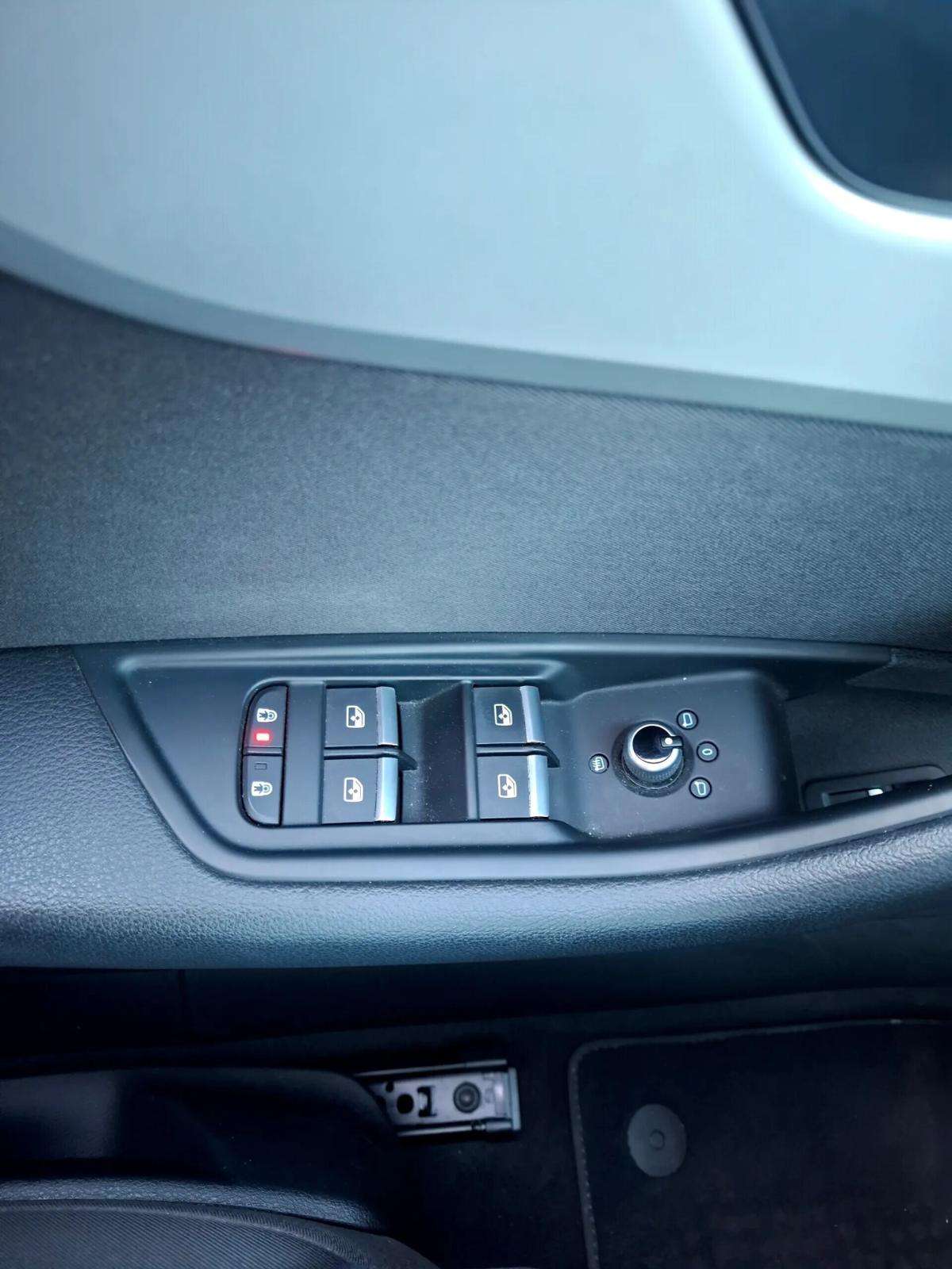 audi-a4-avant-2022-diesel-1968cc