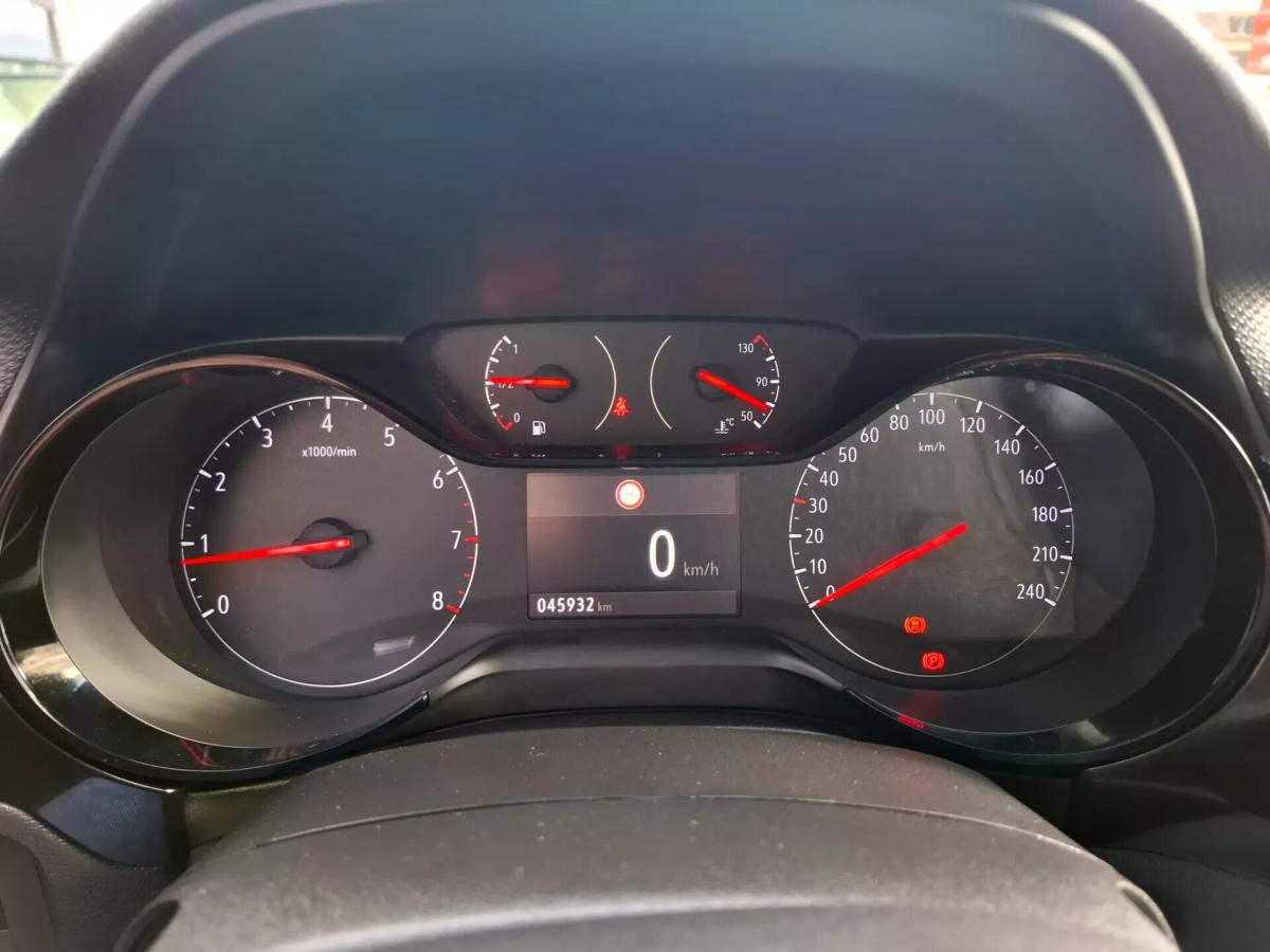 opel-corsa-2023-gasolina-1199cc