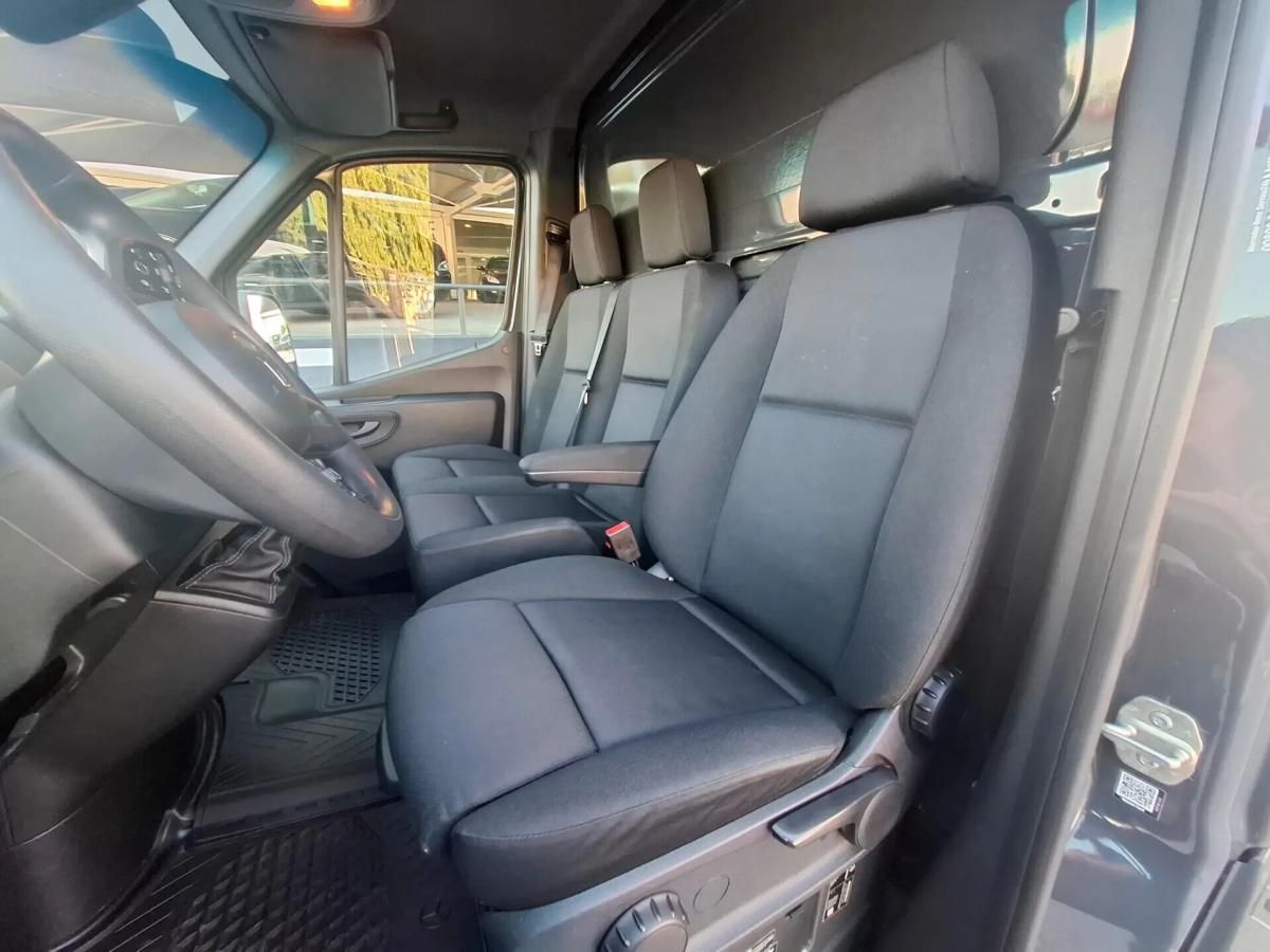 mercedes-benz-sprinter-516-cdi-2022-diesel-2143cc