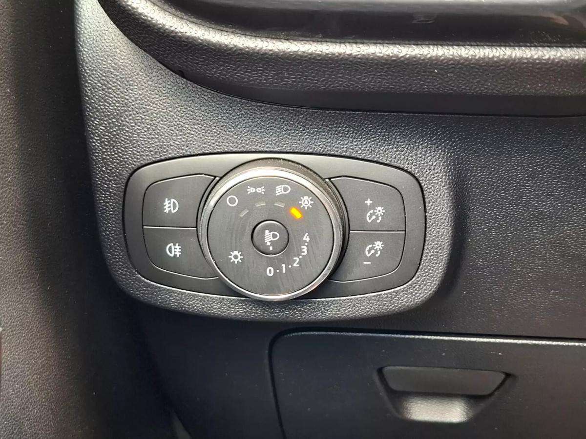 ford-fiesta-2022-gasolina-998cc