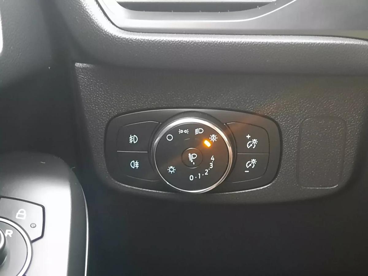 ford-focus-2022-gasolina-998cc