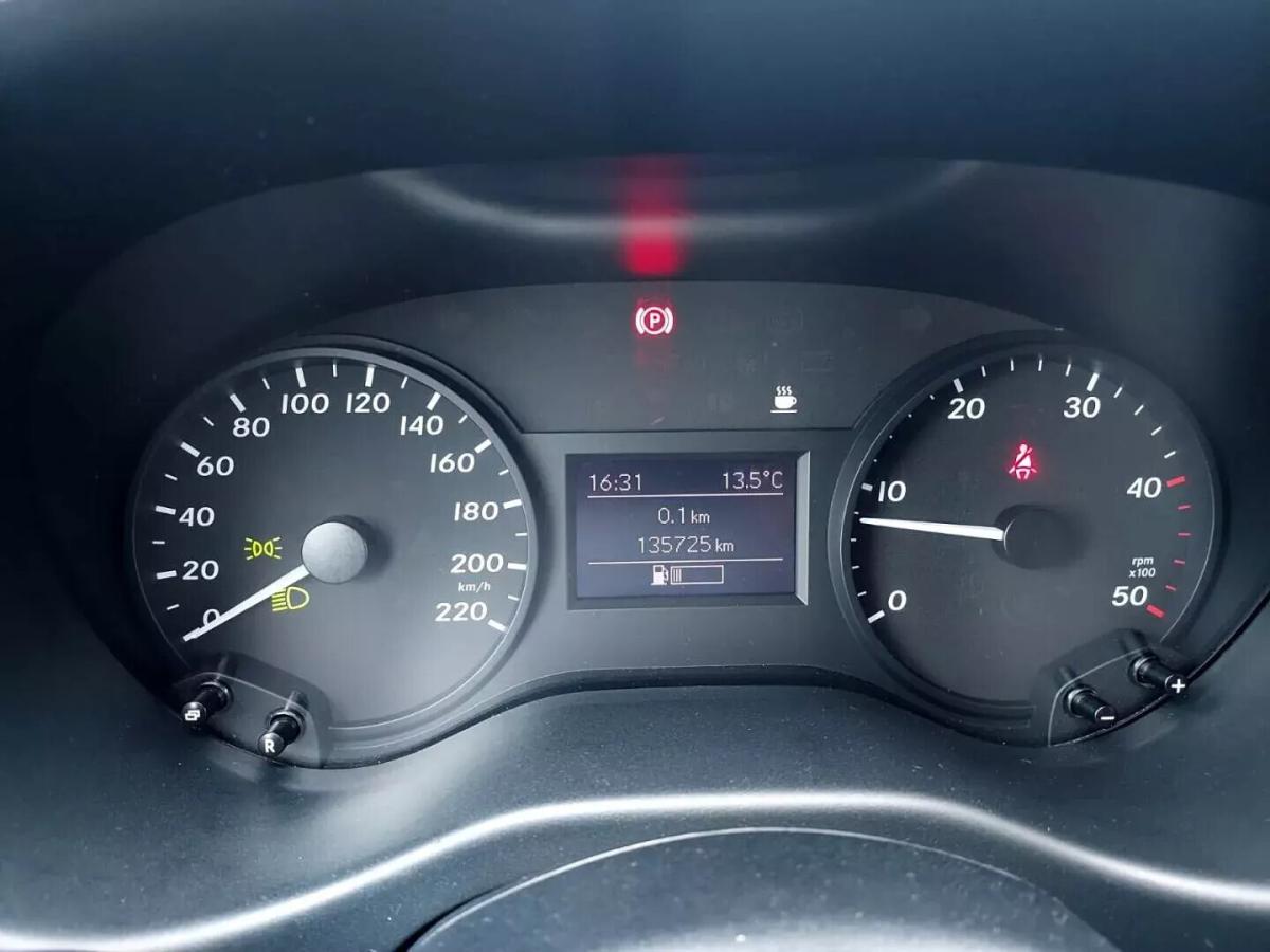 mercedes-benz-vito-2019-diesel-2143cc