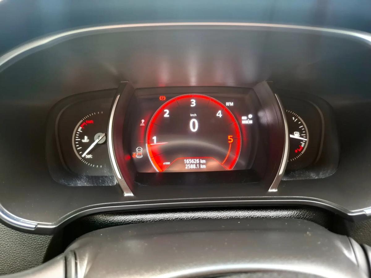 renault-megane-sport-tourer-2019-diesel-1461cc