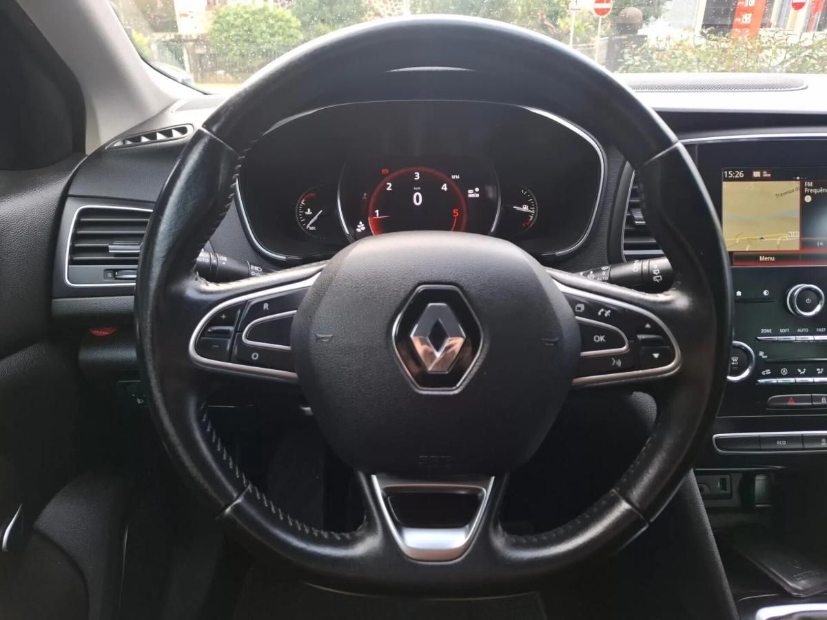 renault-megane-sport-tourer-2019-diesel-1461cc
