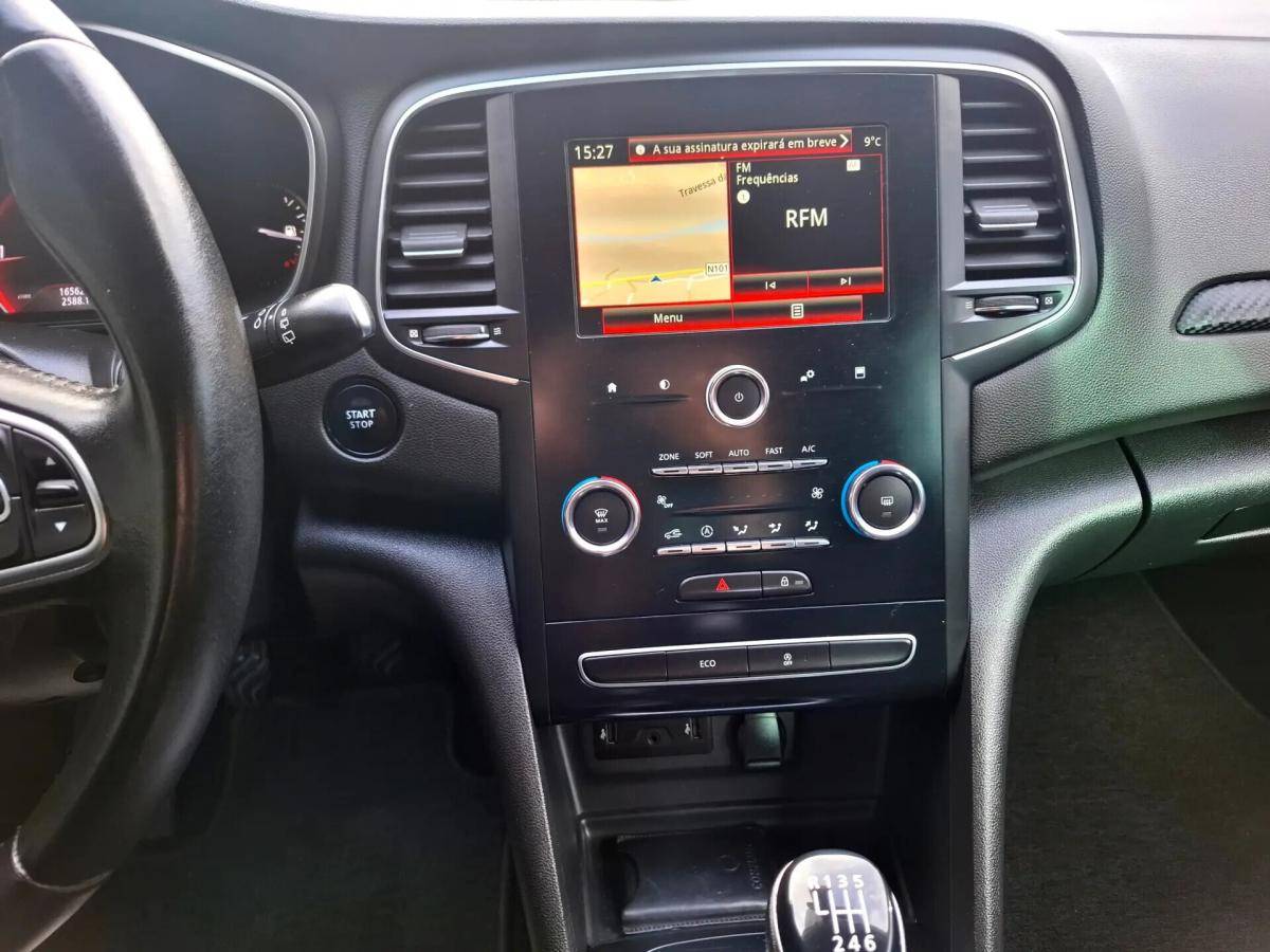 renault-megane-sport-tourer-2019-diesel-1461cc