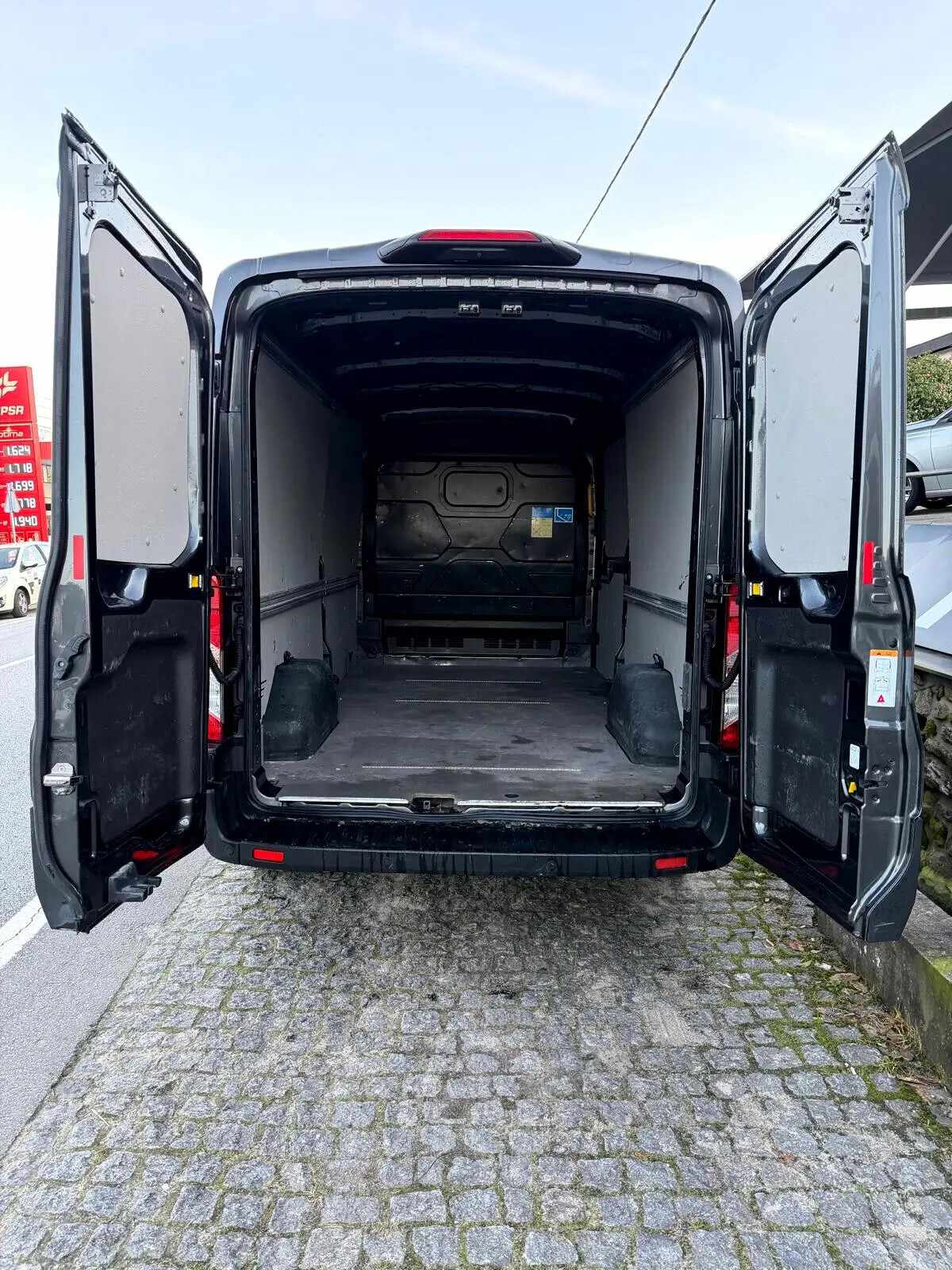 ford-transit-2023-diesel-1995cc