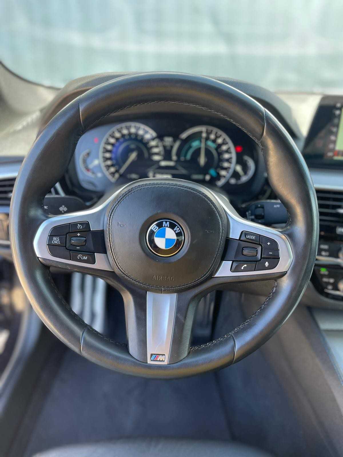 bmw-serie-5-2018-hibrido-a-gasolina-1998cc