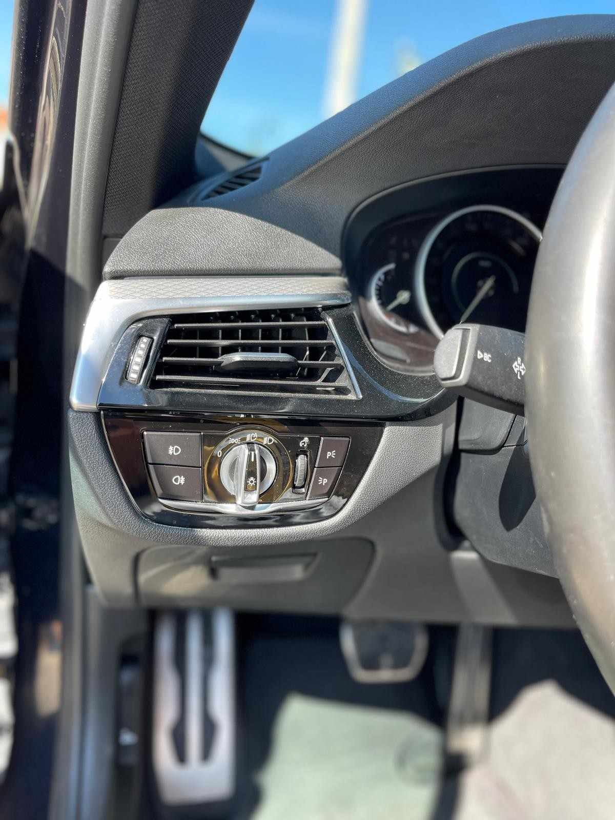 bmw-serie-5-2018-hibrido-a-gasolina-1998cc