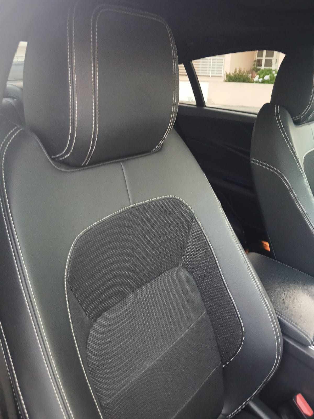 jaguar-xe-2015-diesel-1999cc