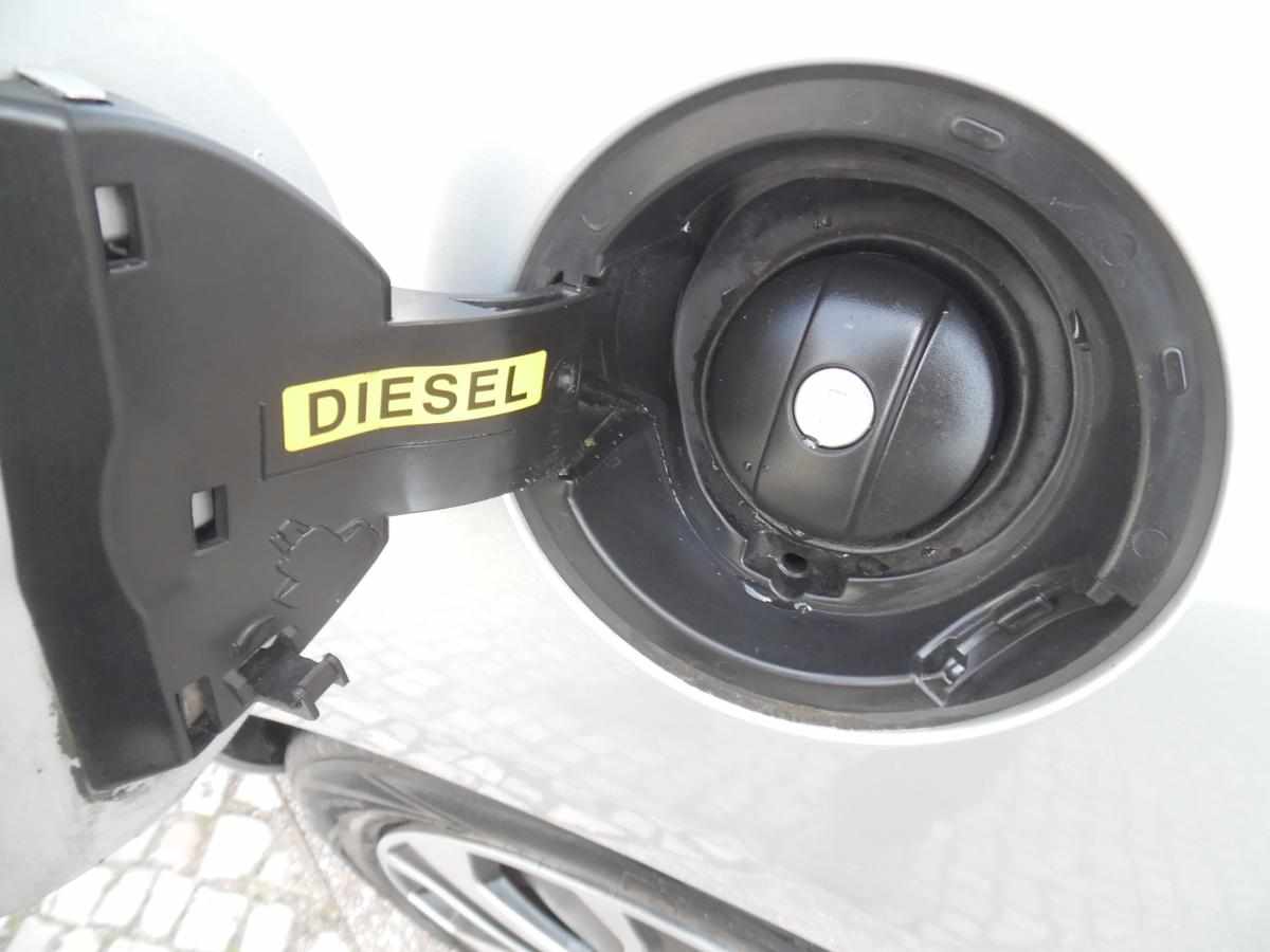 citroen-c3-1-4-e-hdi-airdream-2015-diesel-1398cc