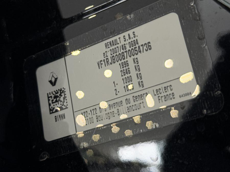 renault-captur-2023-hibrido-a-gasolina-1598cc
