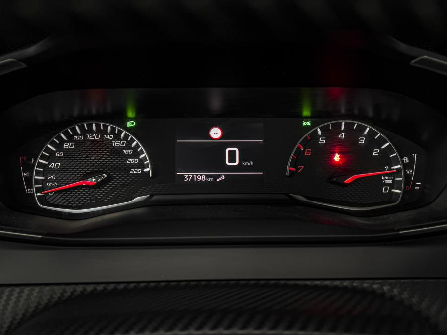 peugeot-208-2023-gasolina-1199cc