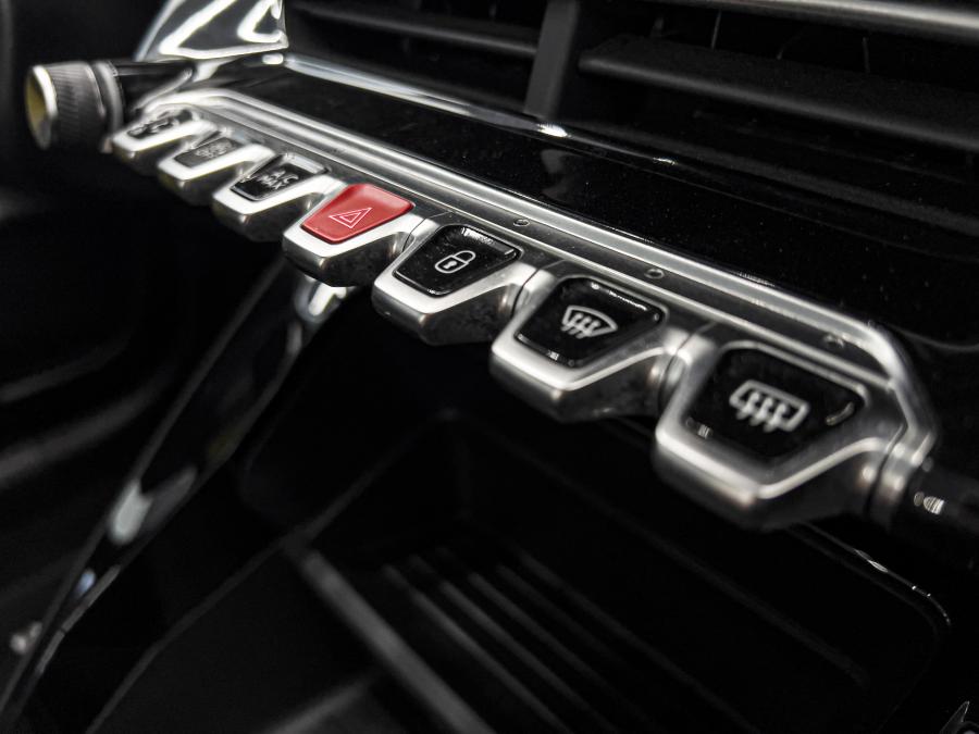 peugeot-208-2023-gasolina-1199cc