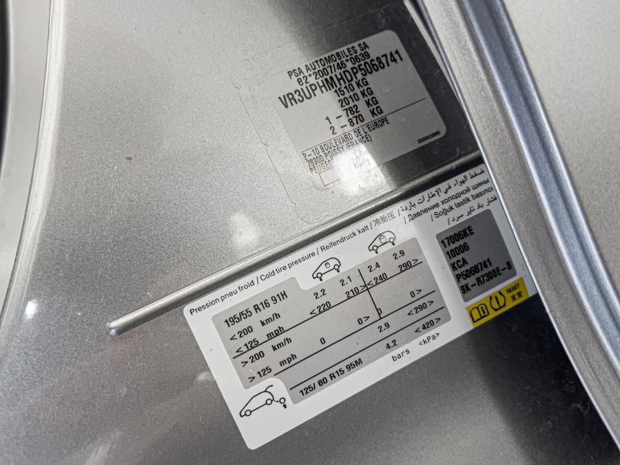 peugeot-208-2023-gasolina-1199cc