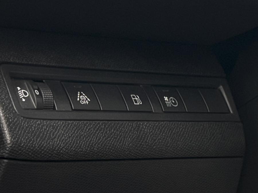 peugeot-3008-2021-hibrido-a-gasolina-1598cc