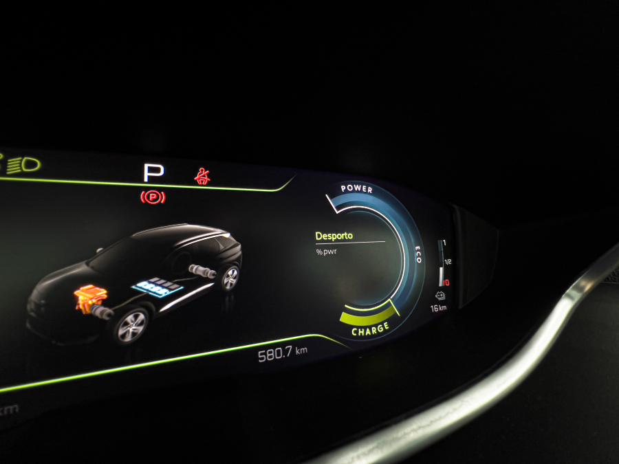 peugeot-3008-2021-hibrido-a-gasolina-1598cc