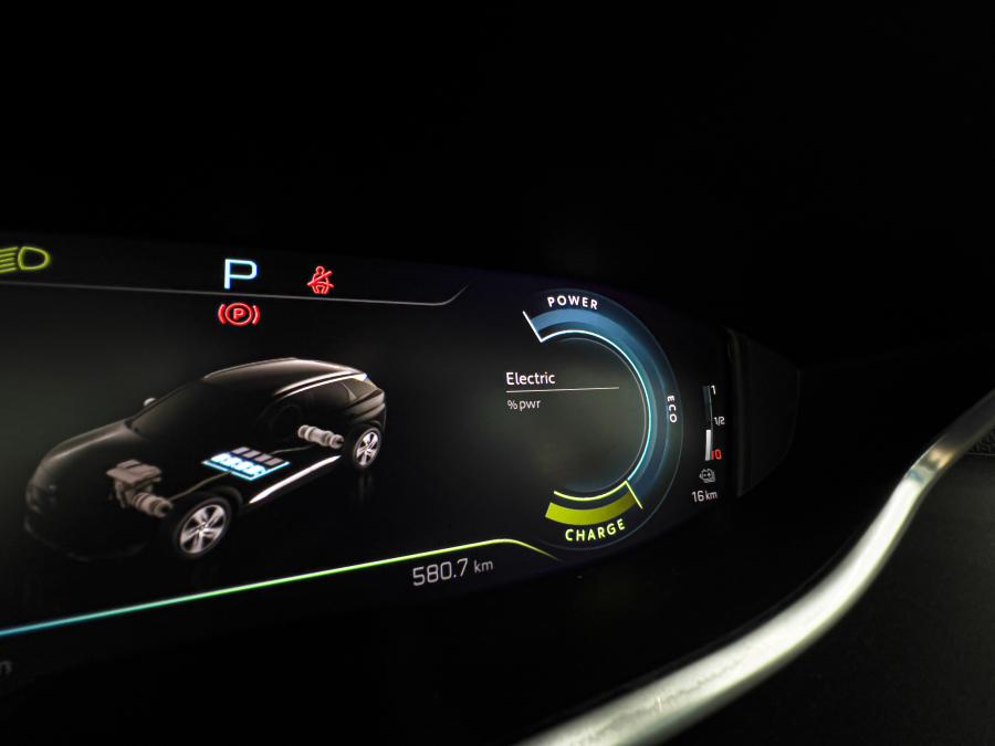 peugeot-3008-2021-hibrido-a-gasolina-1598cc