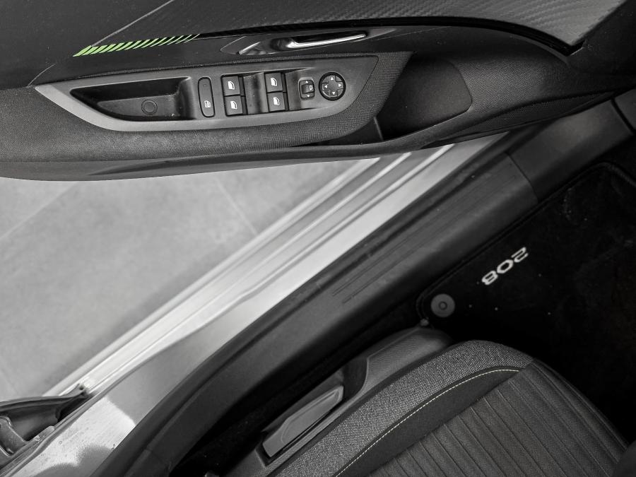 peugeot-208-2024-gasolina-1199cc