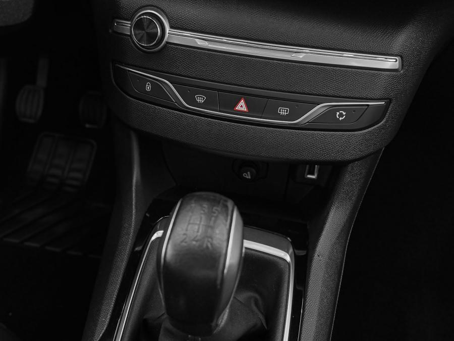peugeot-308-sw-2018-diesel-1560cc