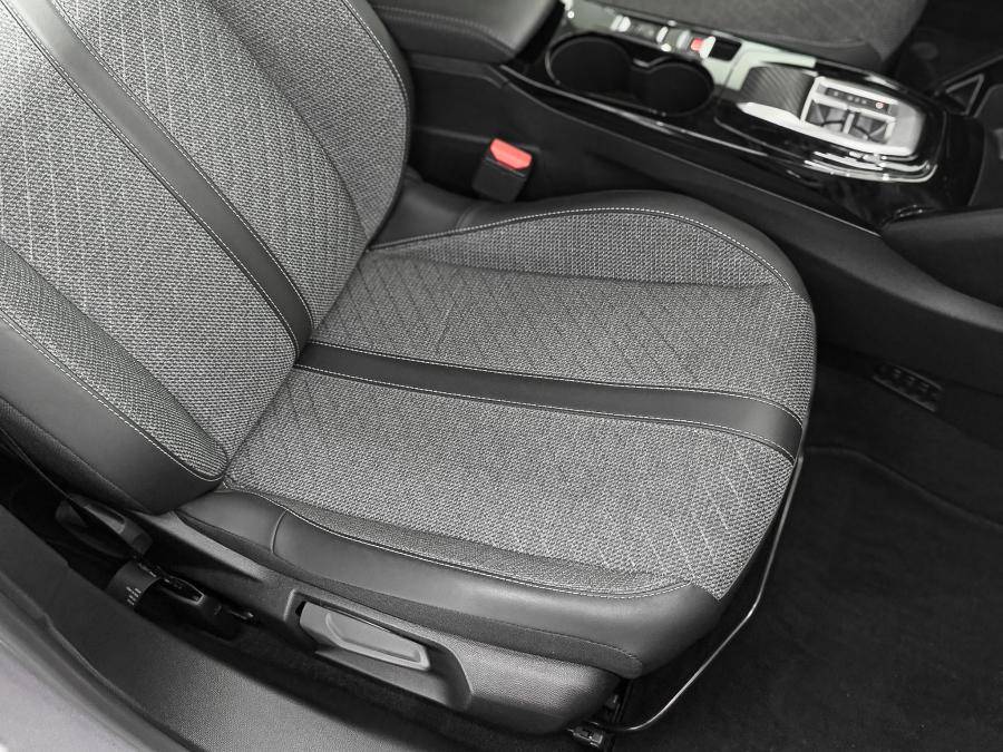 peugeot-2008-2025-hibrido-a-gasolina-1199cc