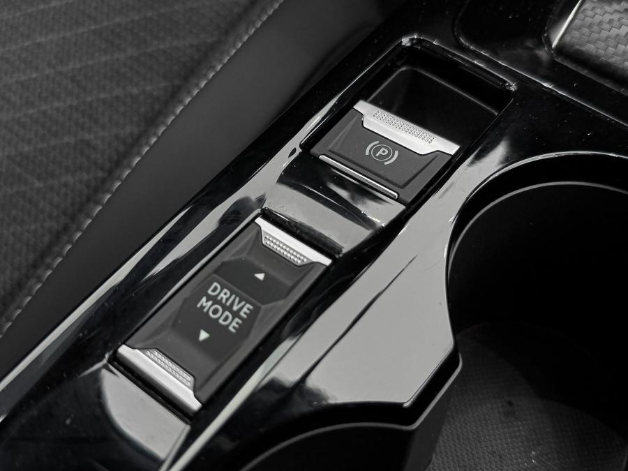 peugeot-2008-2025-hibrido-a-gasolina-1199cc