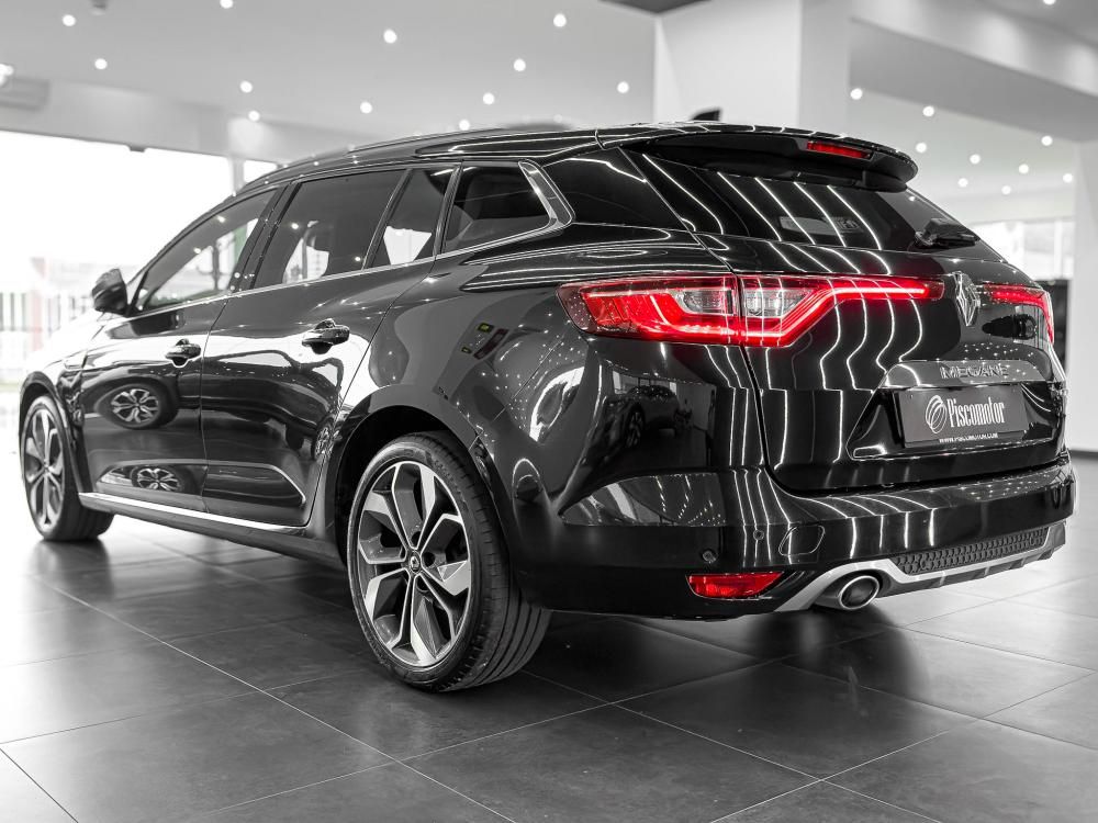 renault-megane-sport-tourer-2018-diesel-1598cc