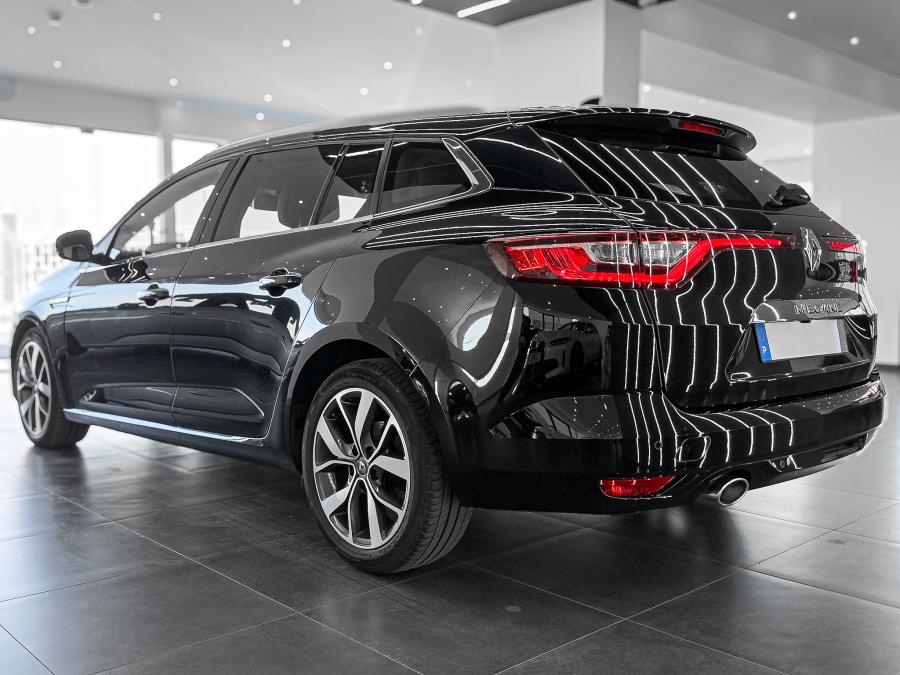 renault-megane-sport-tourer-2016-diesel-1598cc