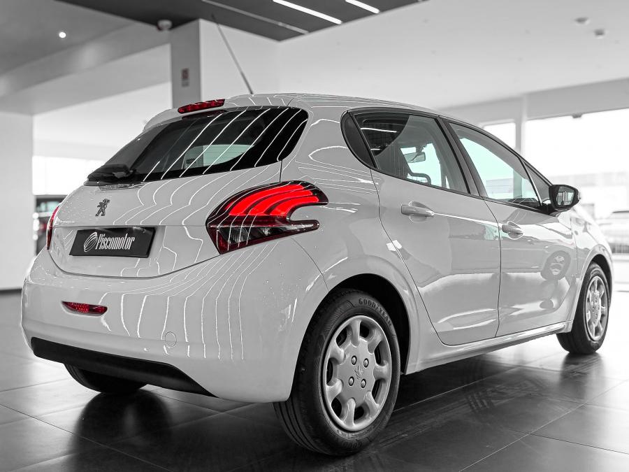 peugeot-208-2016-diesel-1560cc